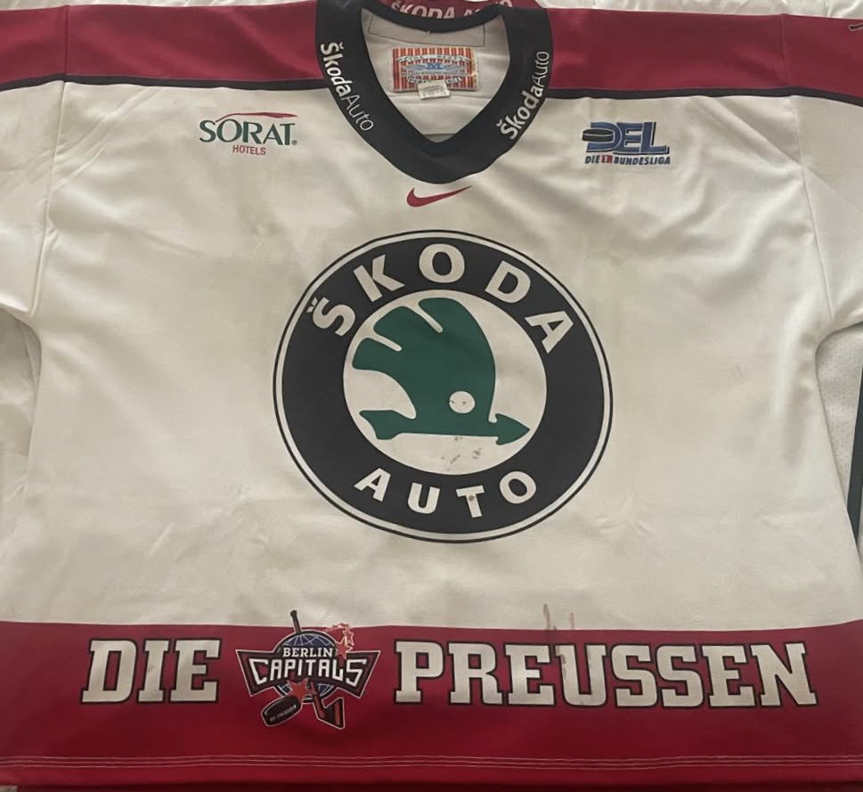 #11 Thomas Sjögren Saison 00/01 - Hersteller: Metzen München/ Nike
